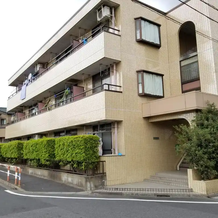 エメラルド巴