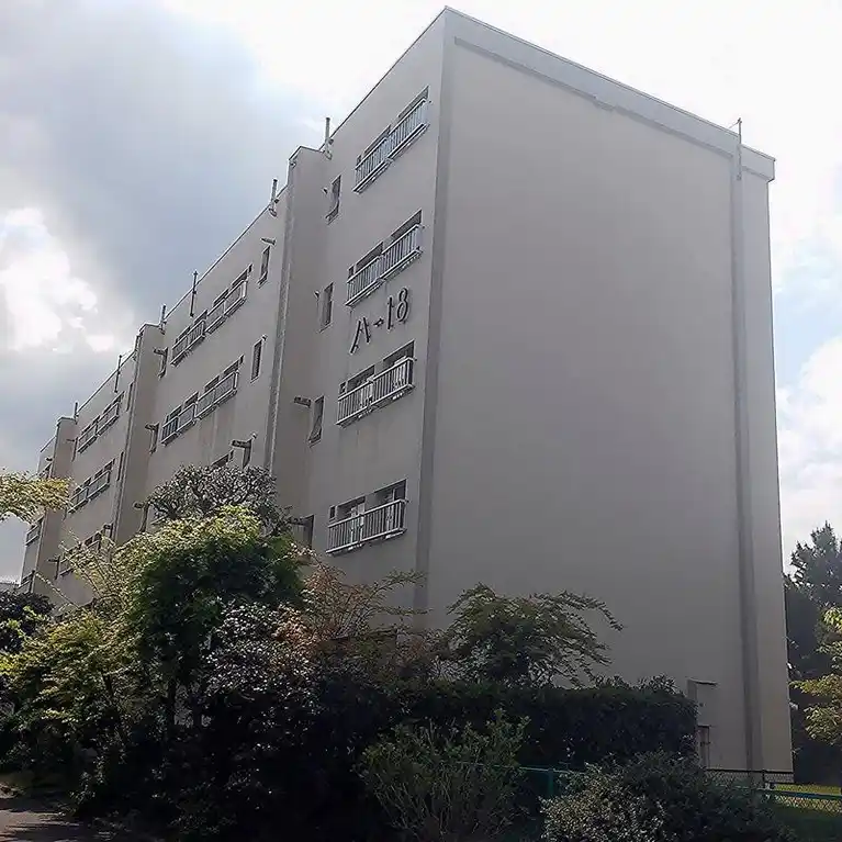 公社多摩川住宅ハ-18号棟 外観