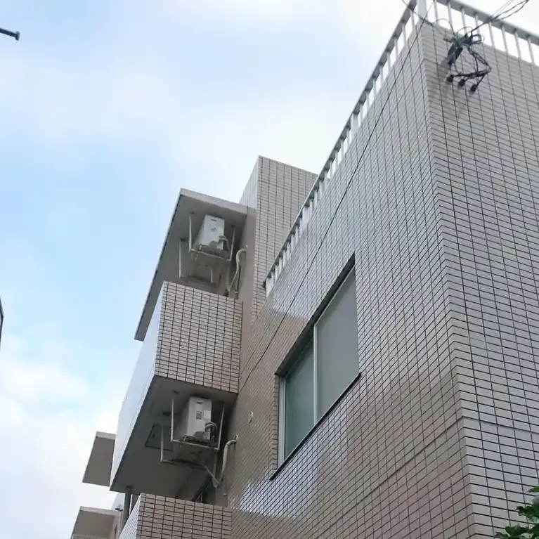 ロワール 外観