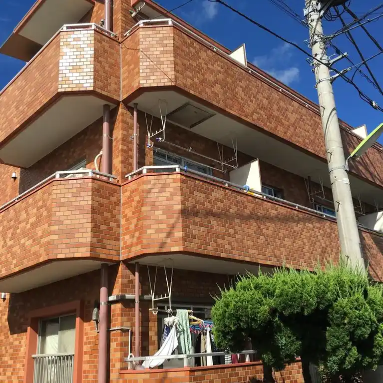 アイロン若林 外観