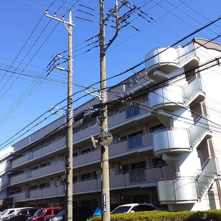 アルファ大和 外観