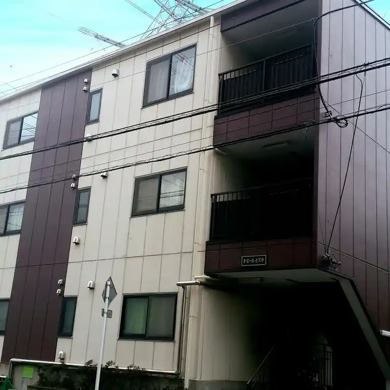 ドミールイズキ 外観