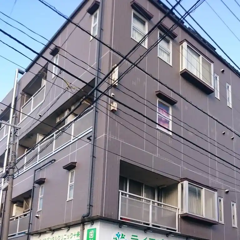 WISEHOUSE 外観