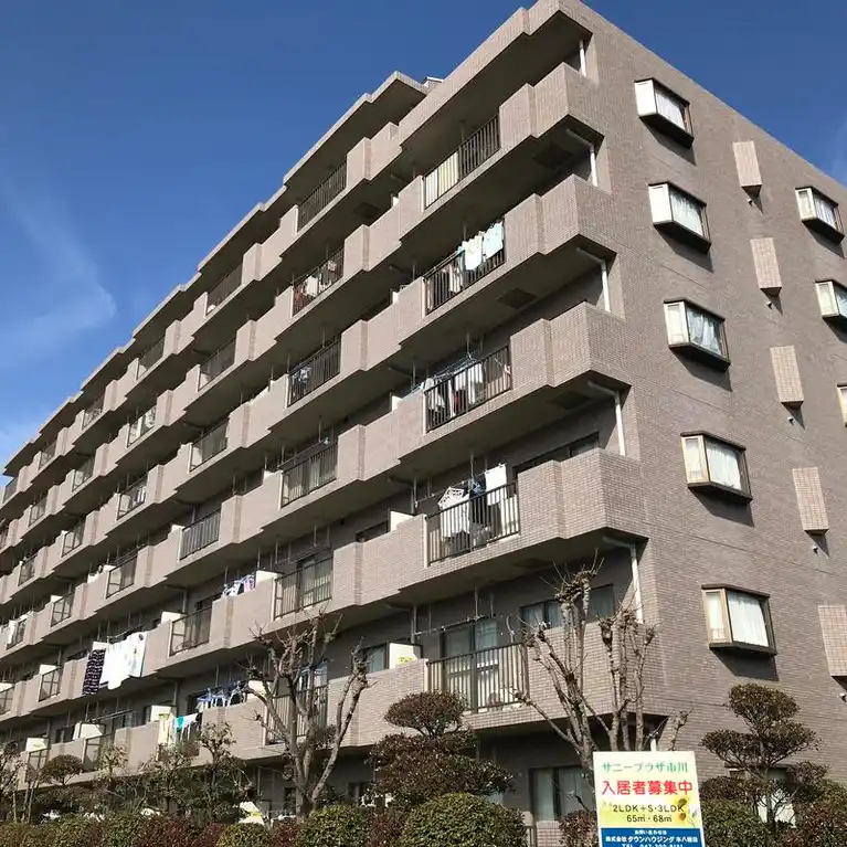 サニープラザ市川 外観