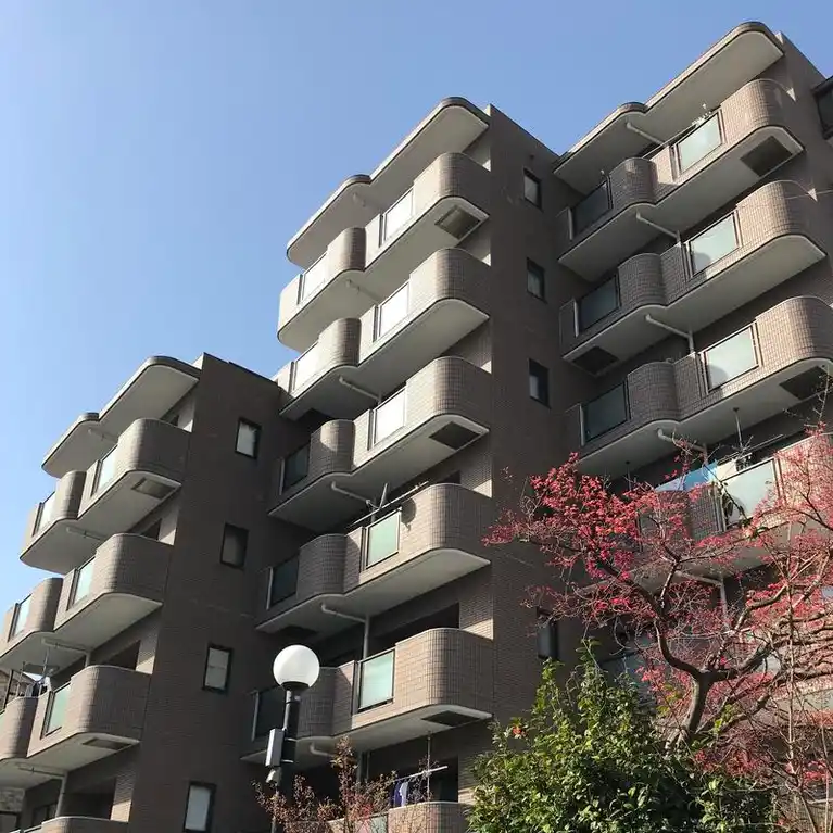 シェーンレーベン川口 外観