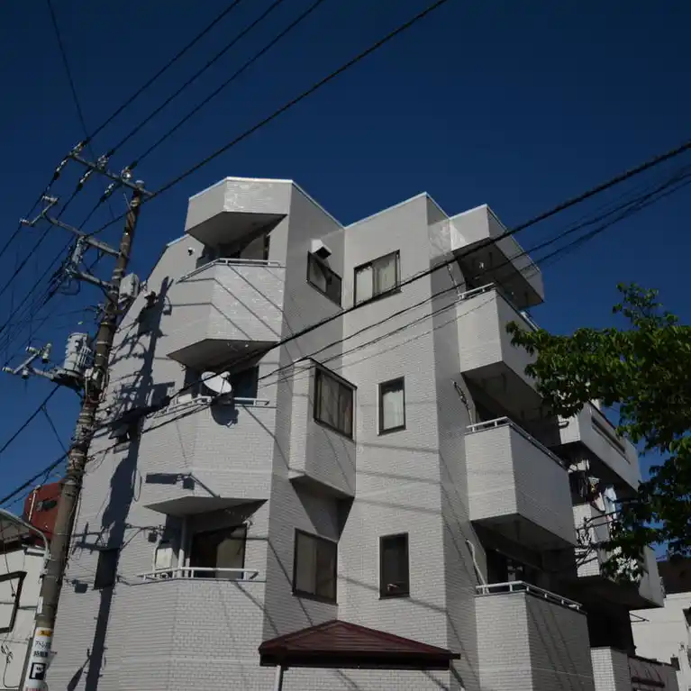 コモド水神 外観