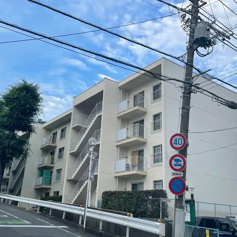 浦和白幡東中層住宅 外観