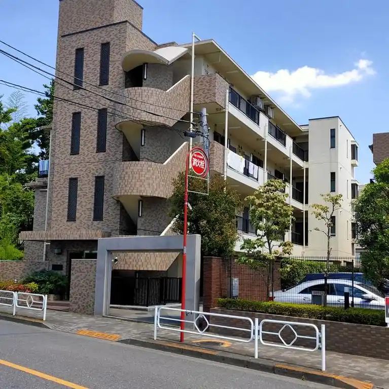 ブロードマンション 外観