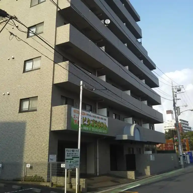アヴォンリー鴨居