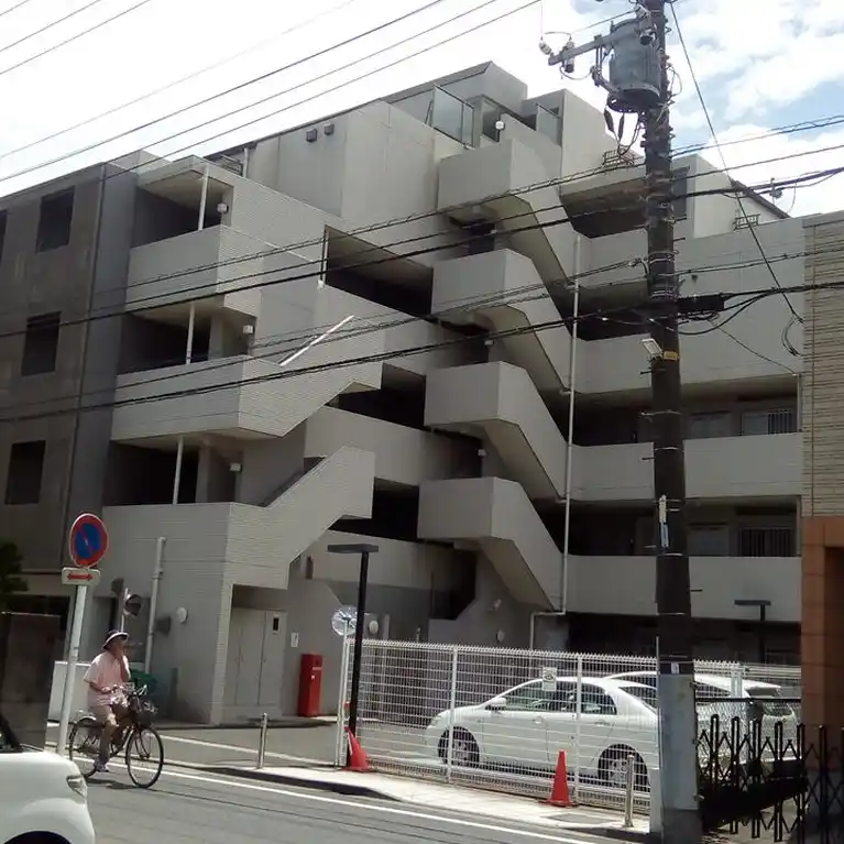 レオパレス寿 外観