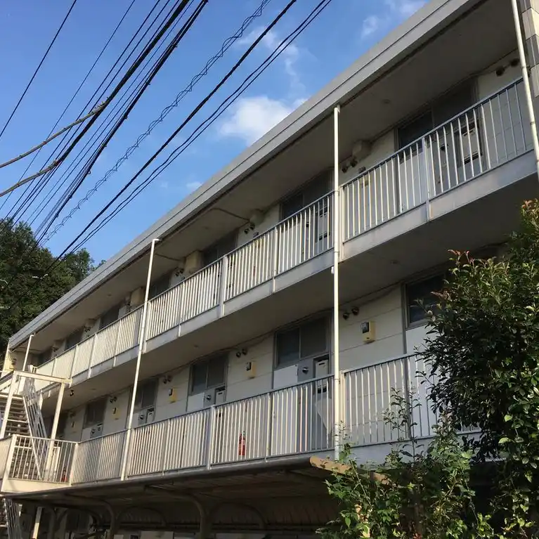 レオパレス峰の坂