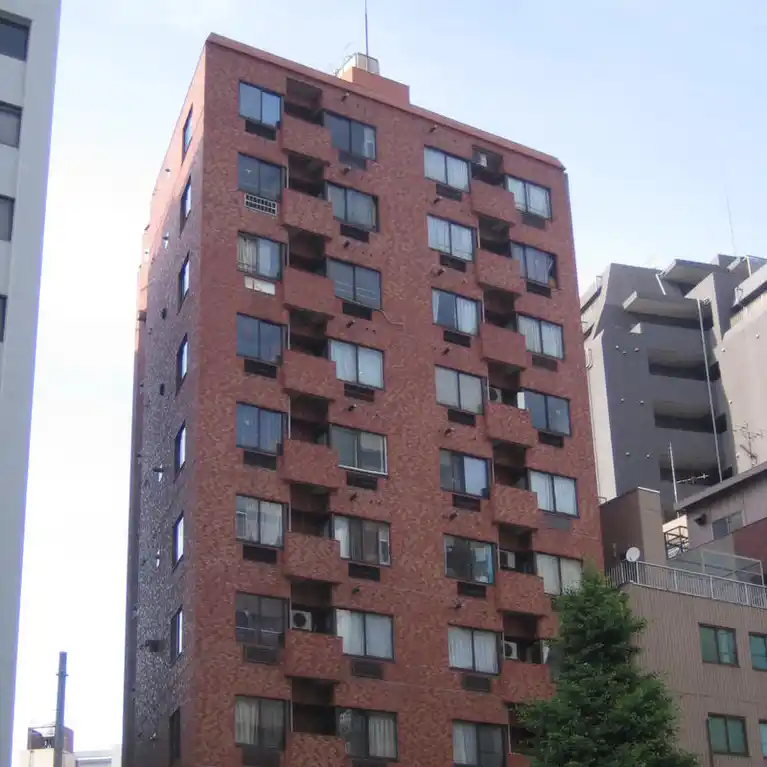 ライオンズ三田 外観