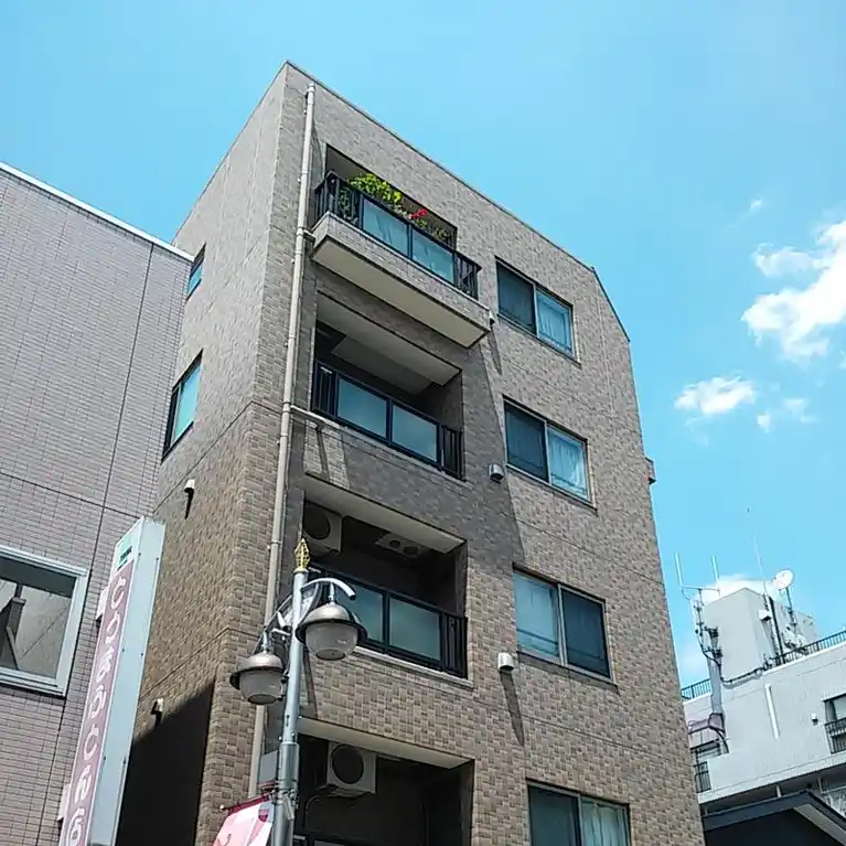 グランドール久米川 中 外観