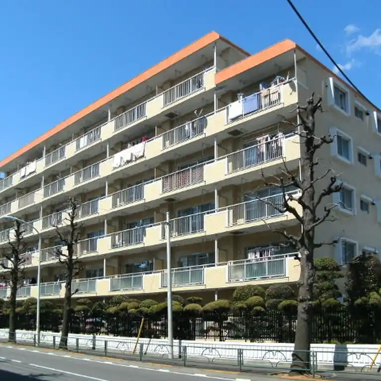 上鷺ロイヤルハイツ 外観
