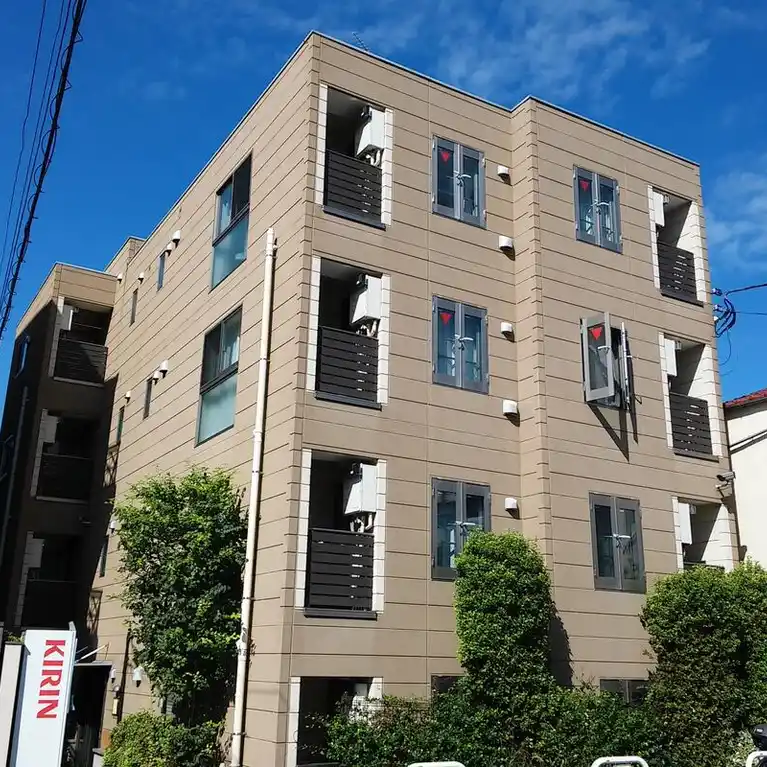 LALAHOUSE 外観