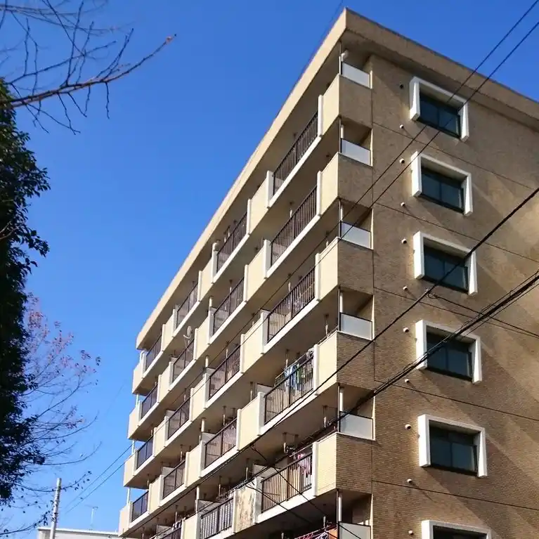 ロイヤルハイツ高島 外観