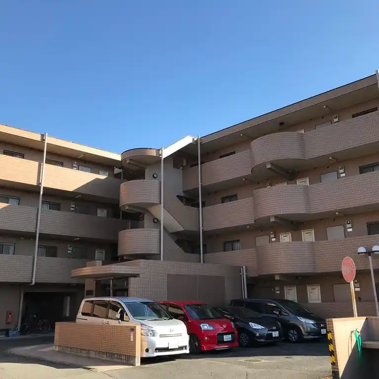 エレガンス7 外観