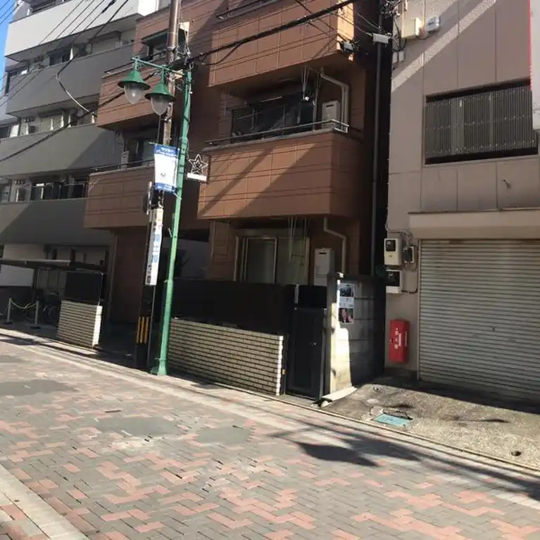 メゾン・ジュネス