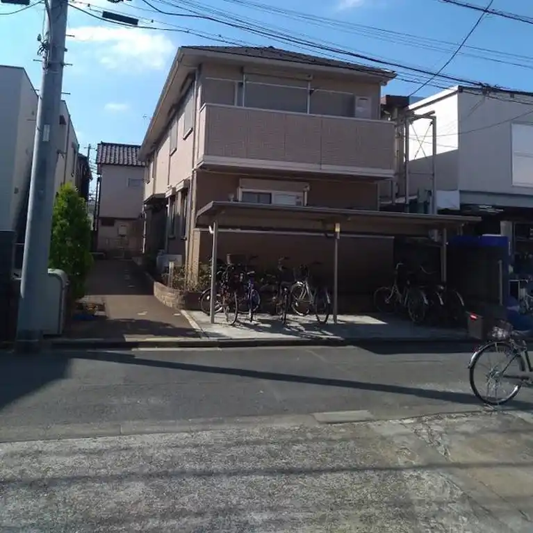 バンビーニ 外観