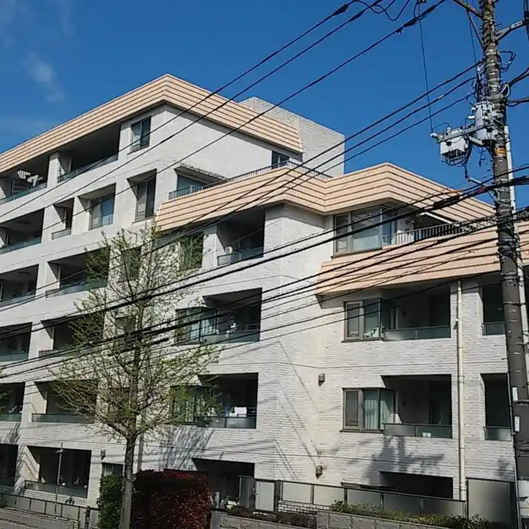 ロイヤルシーズン宮前平