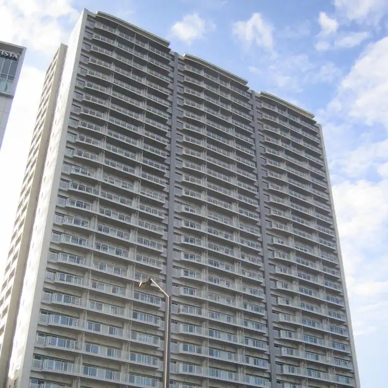 BLUE HARBOR TOWER みなとみらい