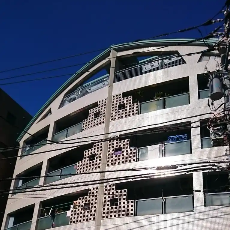 ロータスハウス 外観