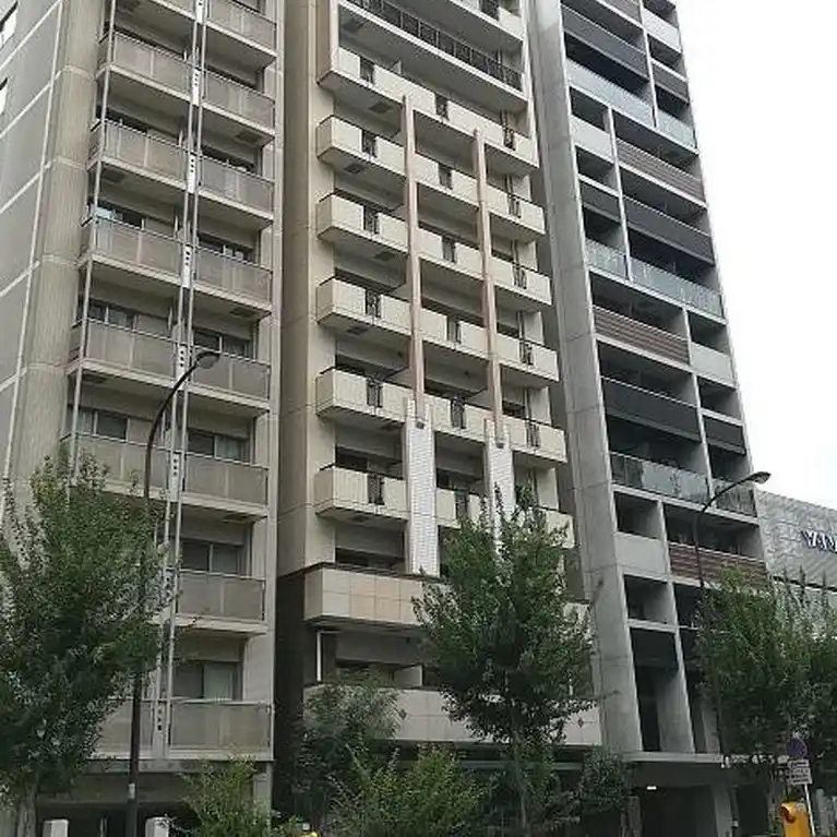 Pine新宿 外観