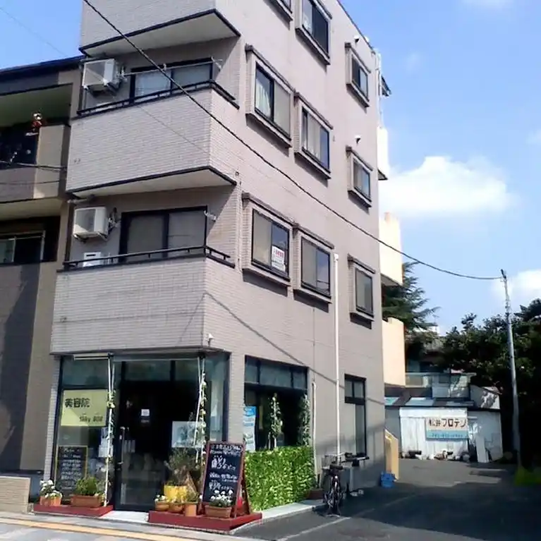 和進ビル 外観