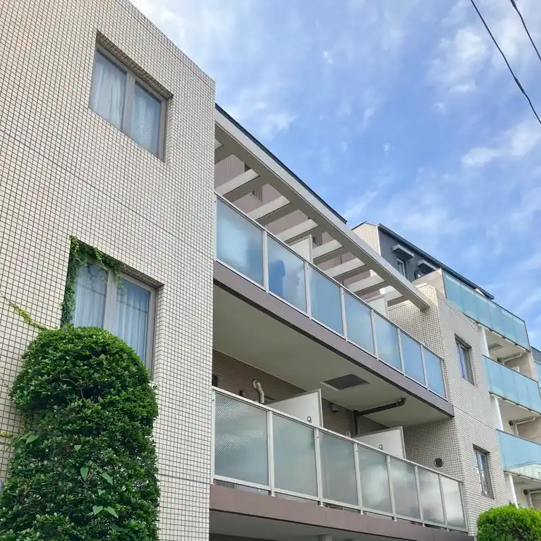 コムロンド千駄ケ谷フラット 外観