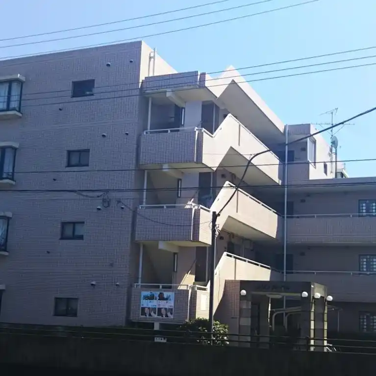 メゾン・ヌーベル 外観
