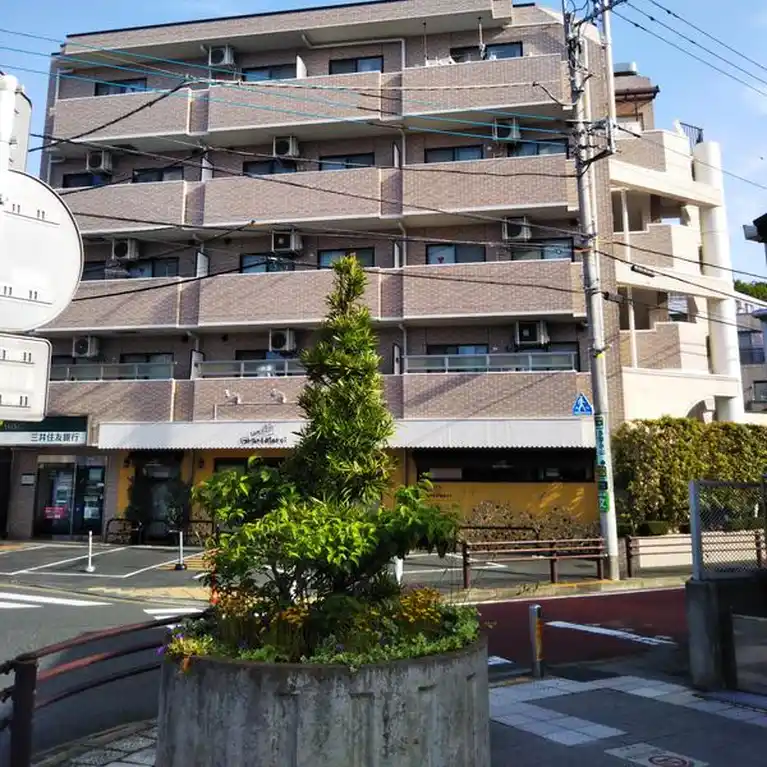 ルミエール唐木田