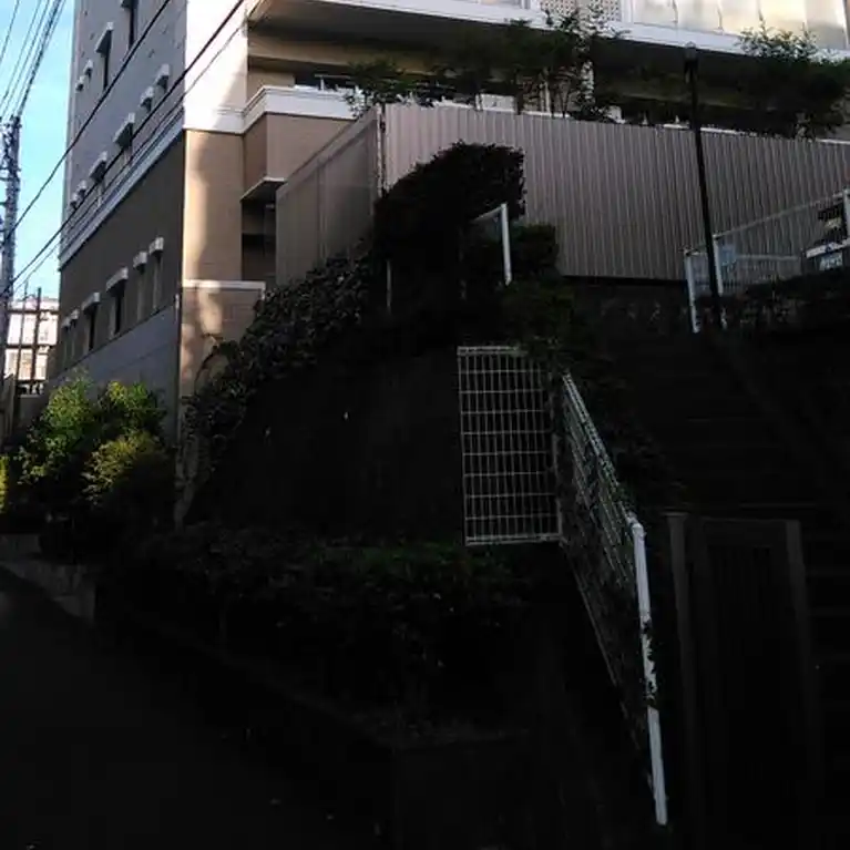 サンメゾン新百合ヶ丘GRANCHELDO