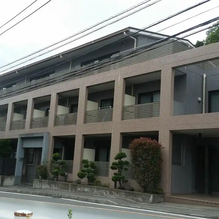 グラシアスしもさく 外観