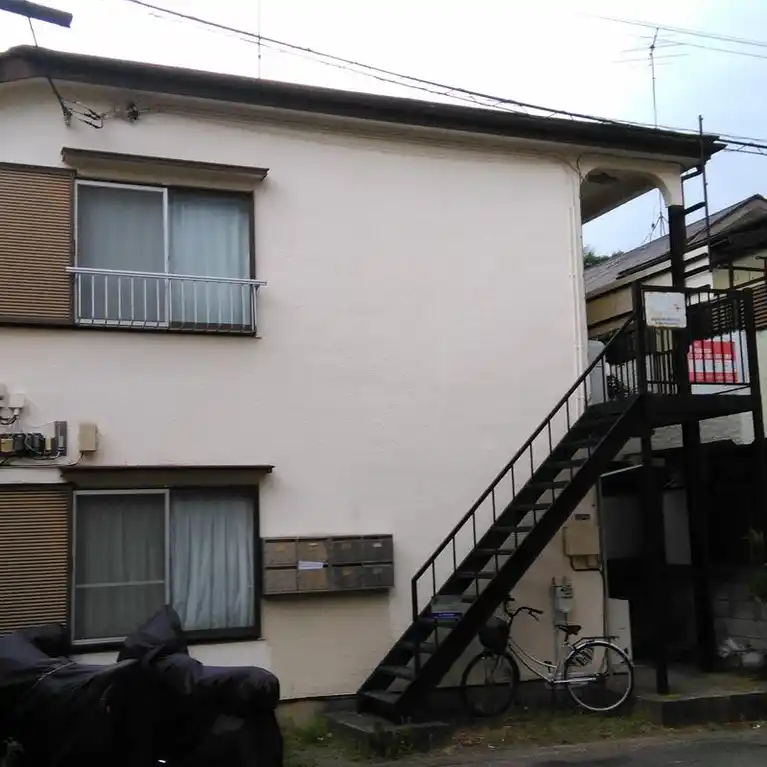 イーストハイツ 外観