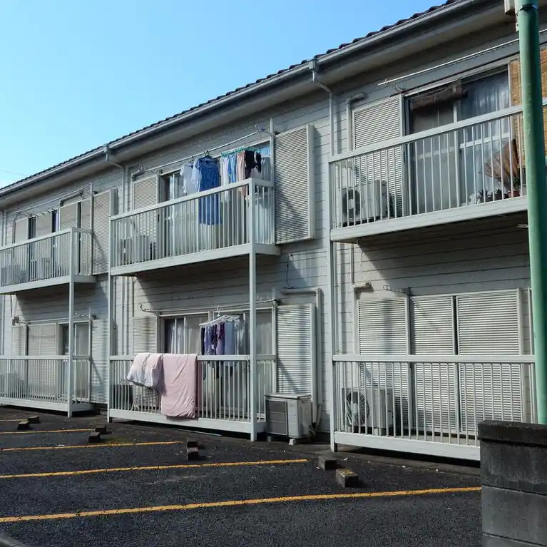 アパートメントアース