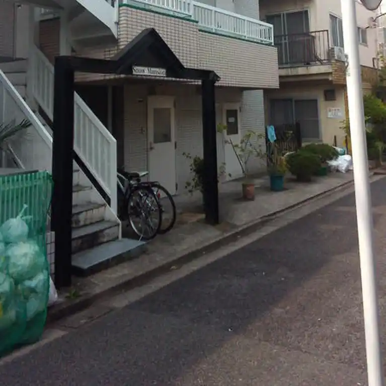 スノーマンション 外観