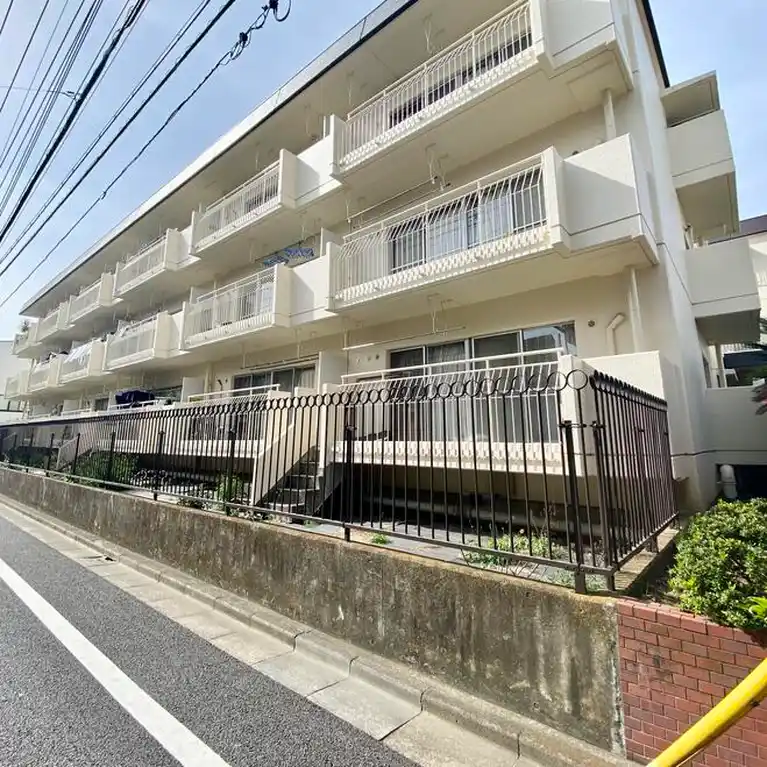 スゲタマンション