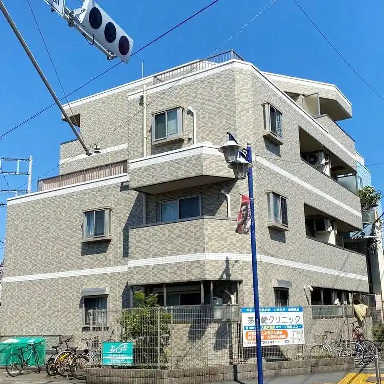 スリーウッド湘南2 外観