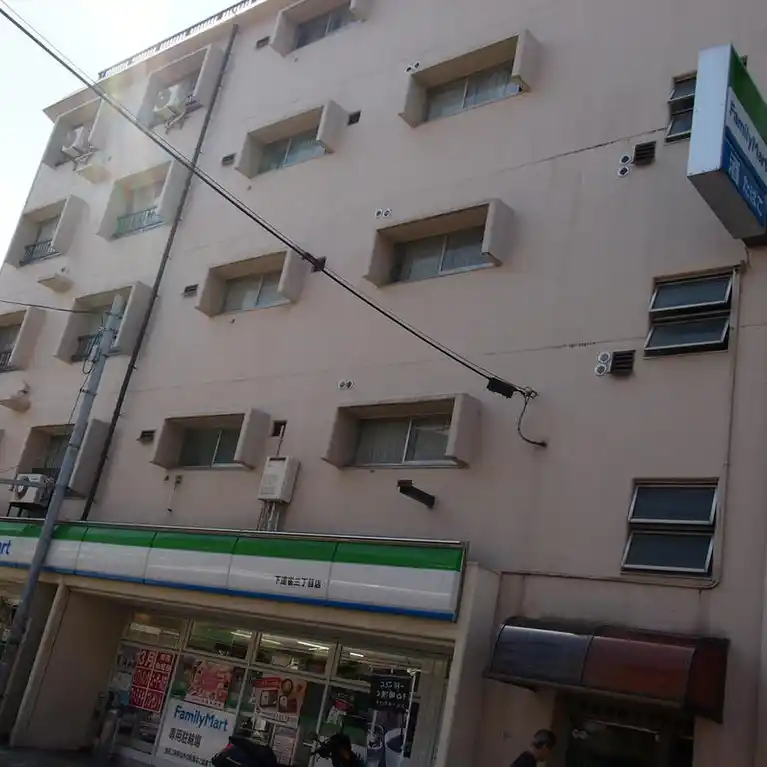 三鷹紅林マンション 外観