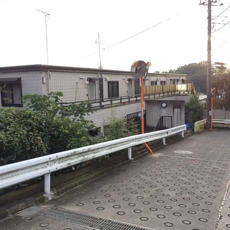 サンテラス百合丘B 外観