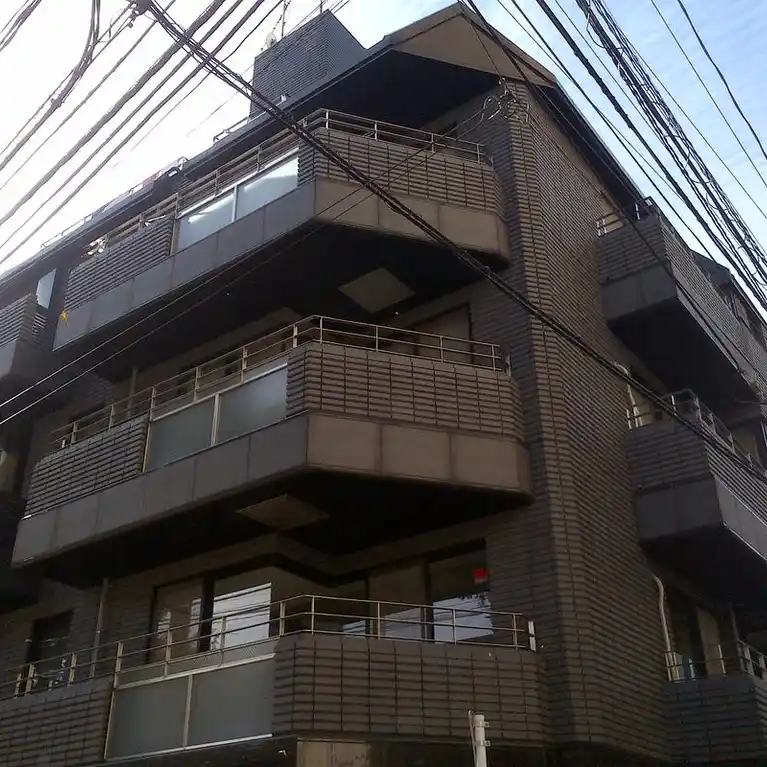 コスモリヴェール本郷 外観