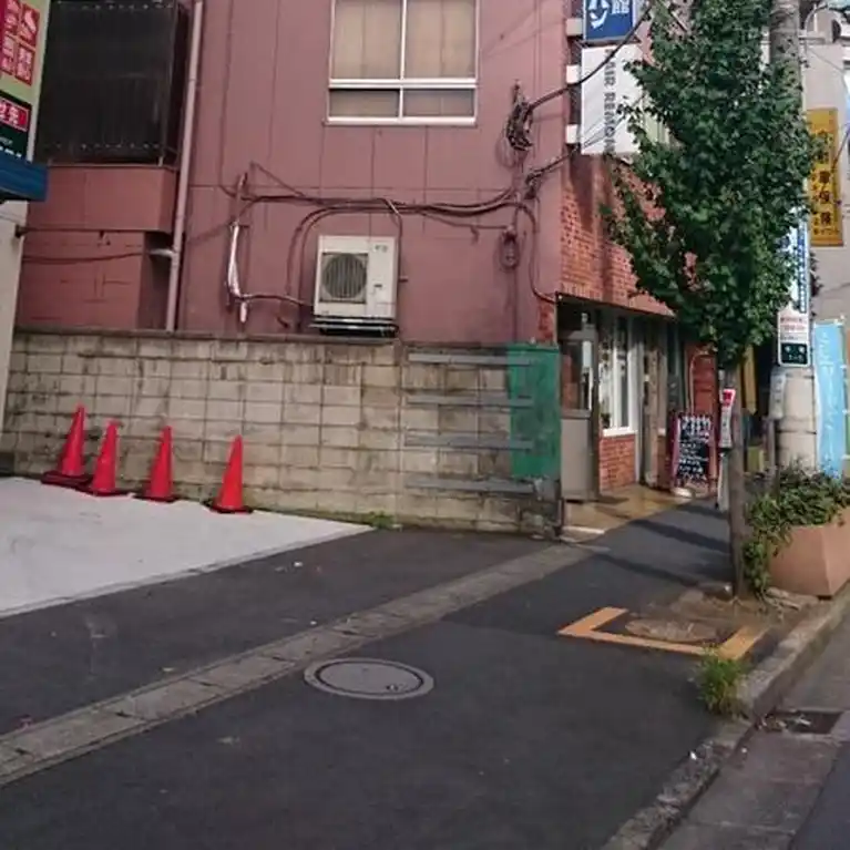 岩瀬ビル 外観
