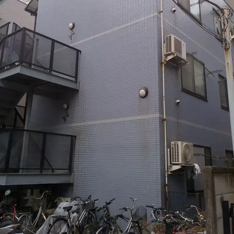 AMコート 外観