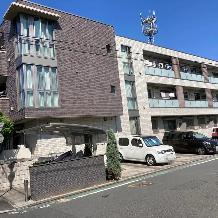 ピュイシュール 外観