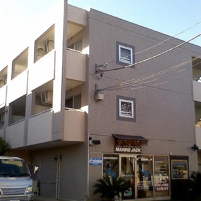 トゥルース 外観