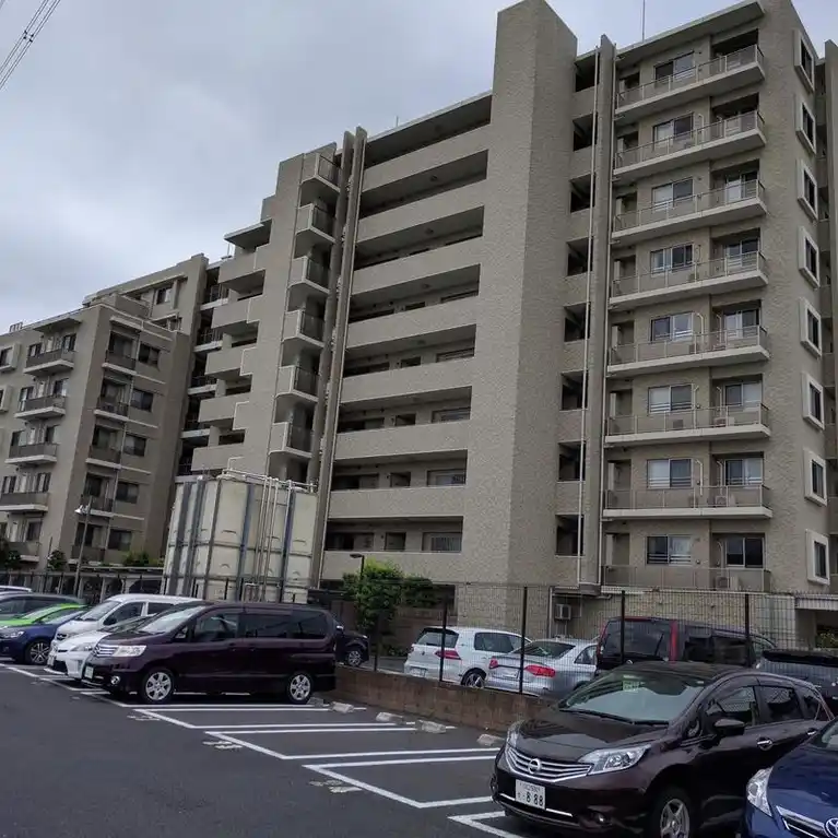 ライオンズ東川口グレーステラス
