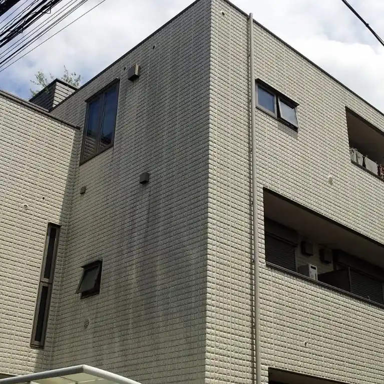 グーテラス