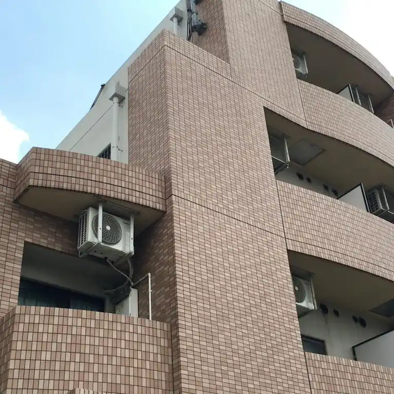 ラルミエールヴィスポワール 外観