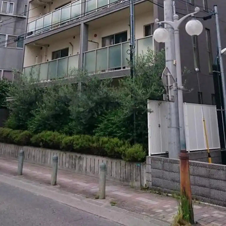 アレイポウル 外観