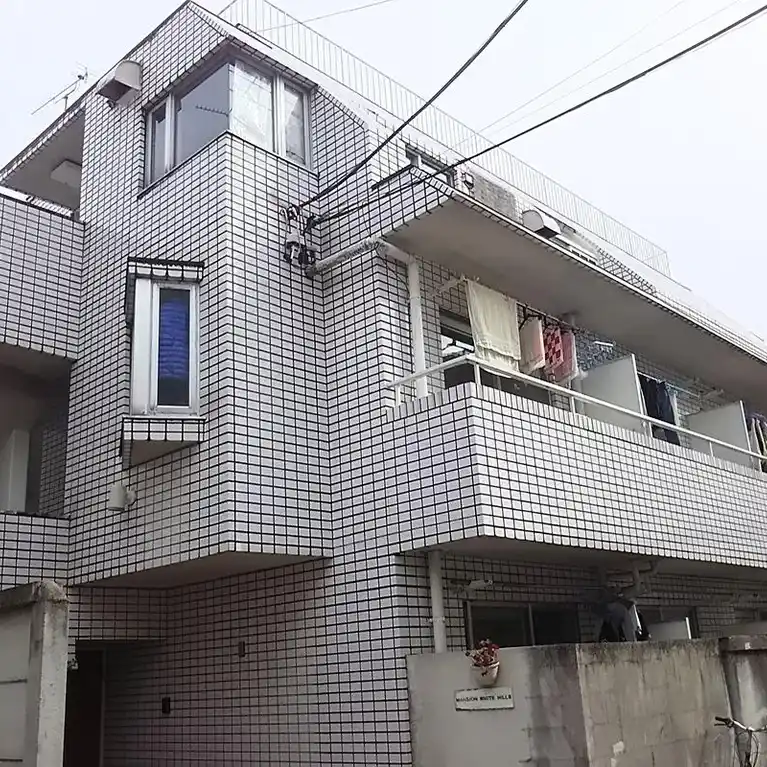 マンションホワイトヒルズ 外観